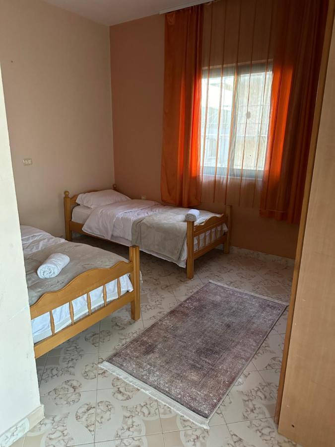 Hostel Rinas Esterno foto