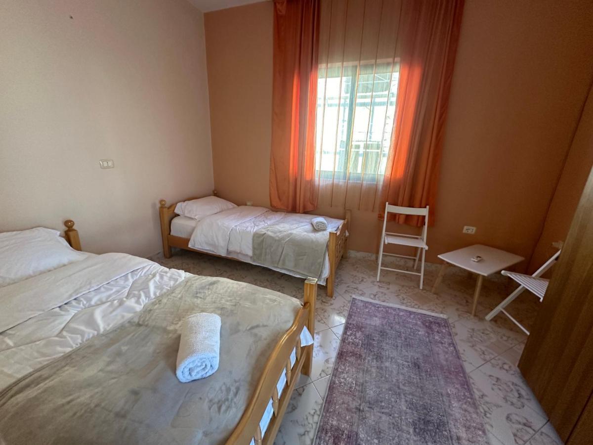 Hostel Rinas Esterno foto